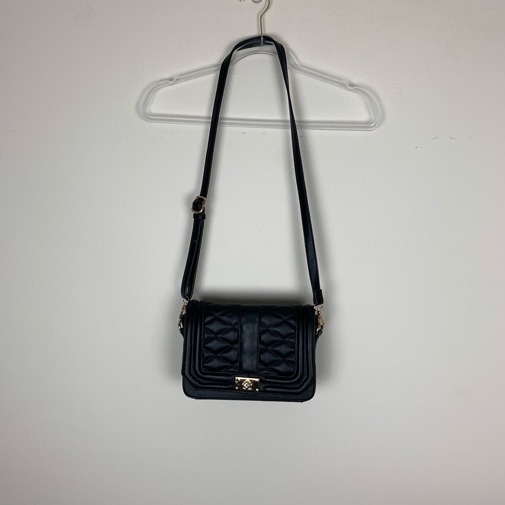 Black Quilted Shoulder Bag with Gold hardware